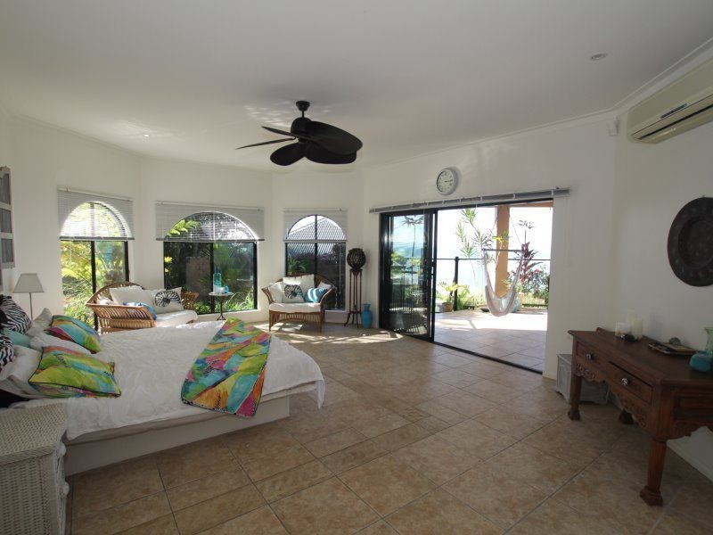 2 Explorer Drive, South Mission Beach QLD 4852