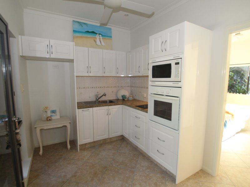 2 Explorer Drive, South Mission Beach QLD 4852