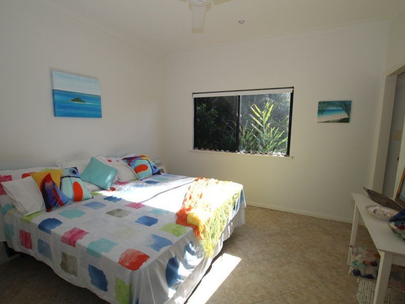 2 Explorer Drive, South Mission Beach QLD 4852