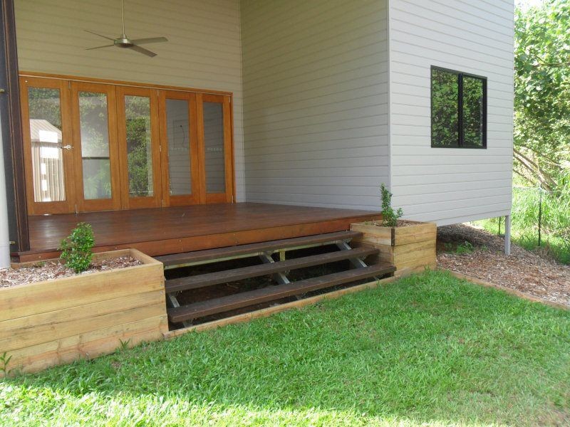 21 Sandpiper Close, Mission Beach QLD 4852