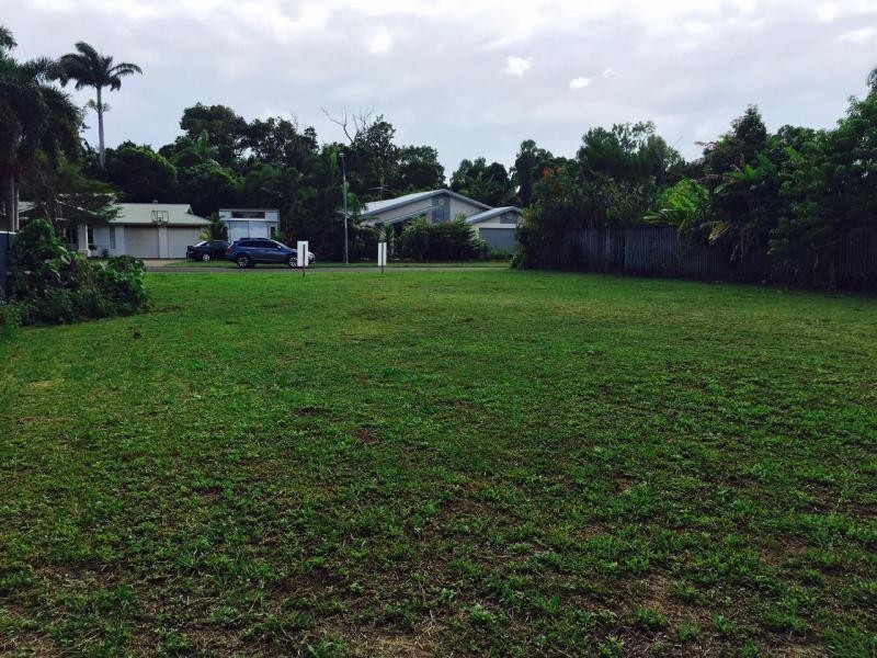 20 Conch Street, Mission Beach QLD 4852