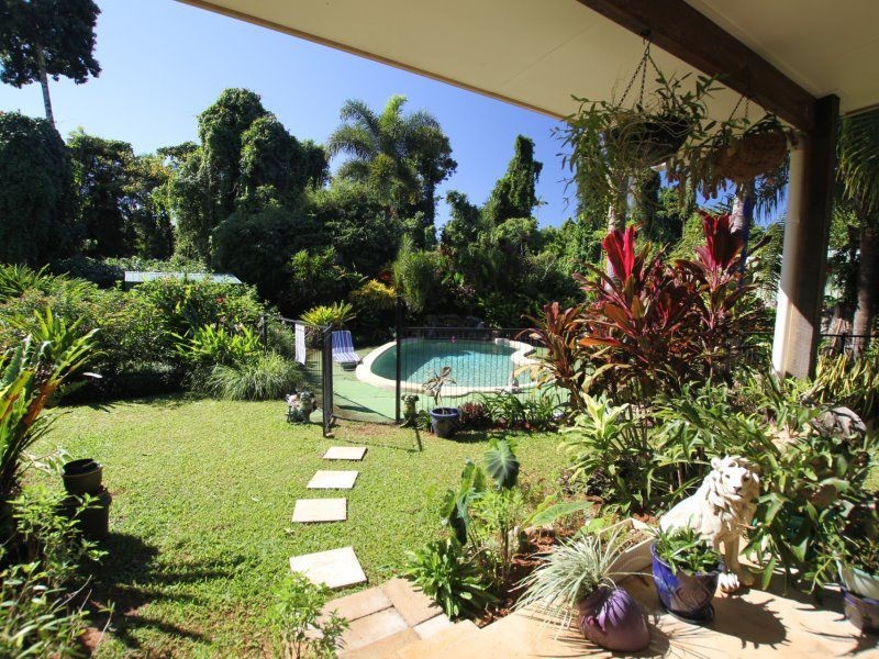 4 Hutchison Close, Mission Beach QLD 4852