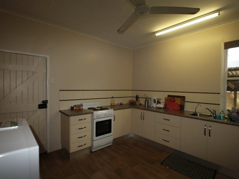 9 Brannigan Street, Tully QLD 4854