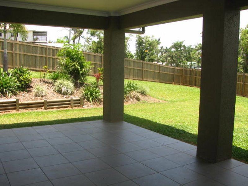 28 Clipper Court, South Mission Beach QLD 4852