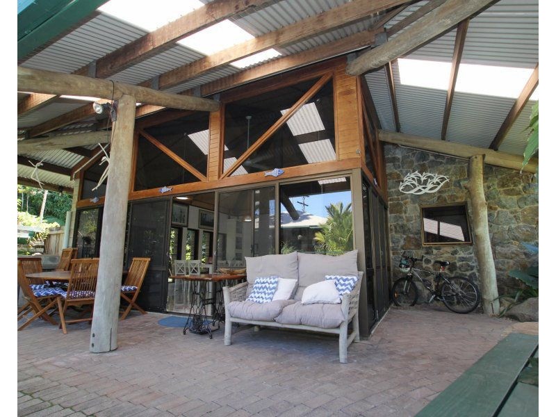 12 Wongaling Beach Road, Wongaling Beach QLD 4852