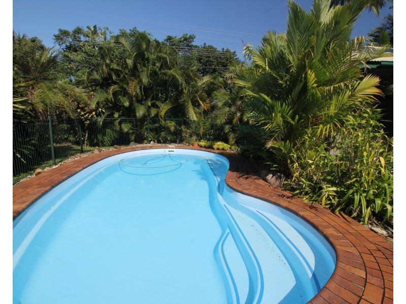 12 Wongaling Beach Road, Wongaling Beach QLD 4852