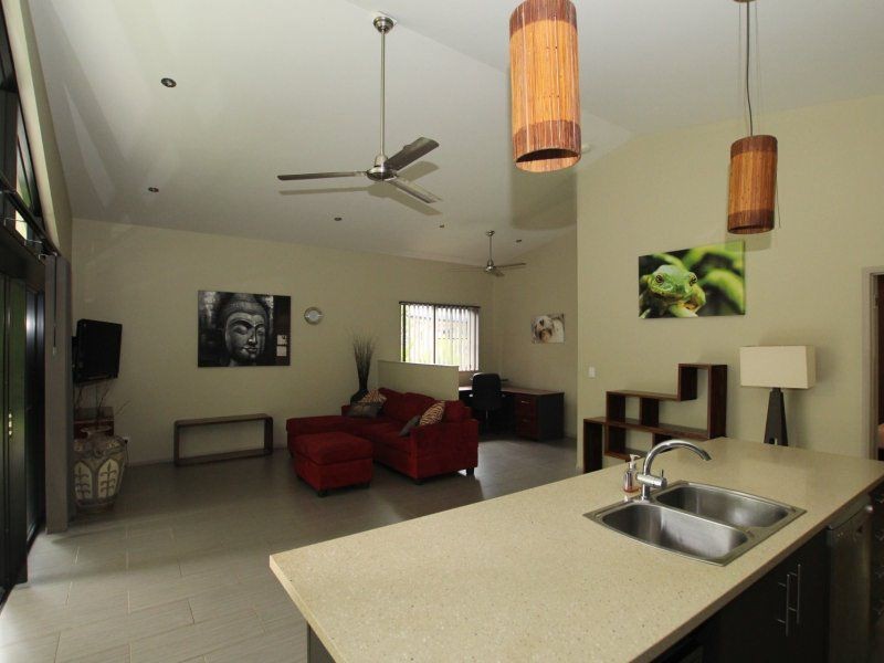 1/22 Jackey Jackey Street, South Mission Beach QLD 4852