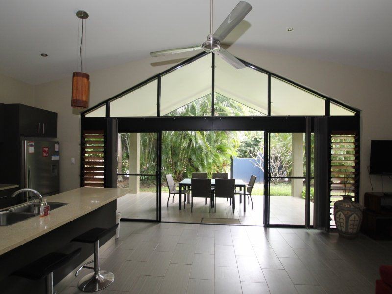 1/22 Jackey Jackey Street, South Mission Beach QLD 4852