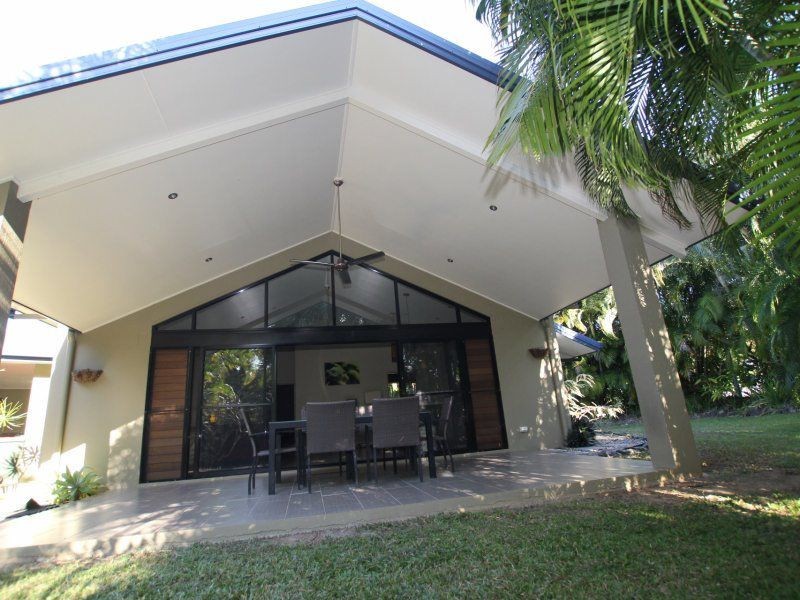 1/22 Jackey Jackey Street, South Mission Beach QLD 4852