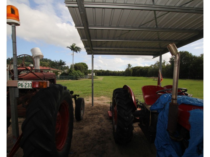 851 Murdering Point Road, Kurrimine Beach QLD 4871