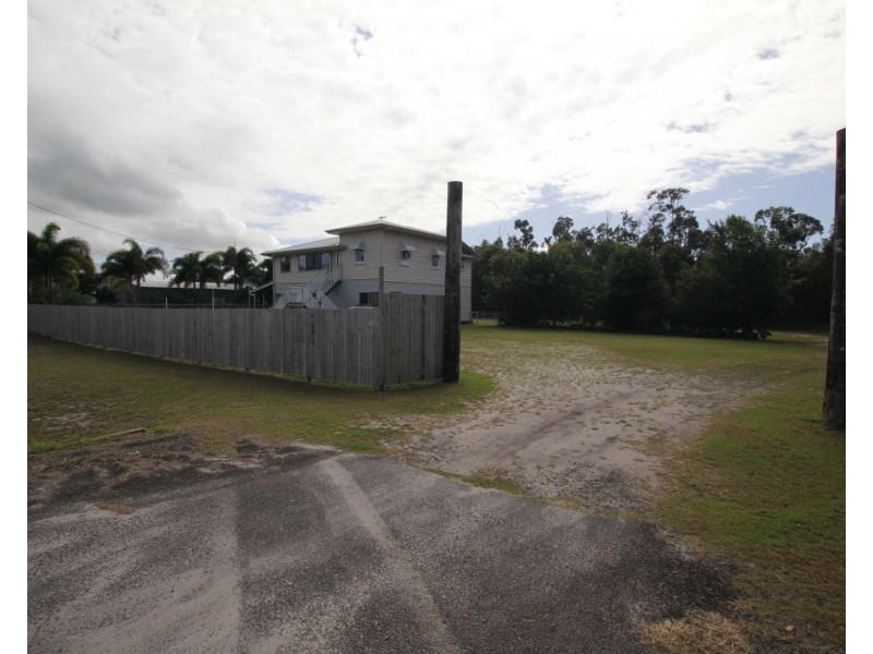 851 Murdering Point Road, Kurrimine Beach QLD 4871