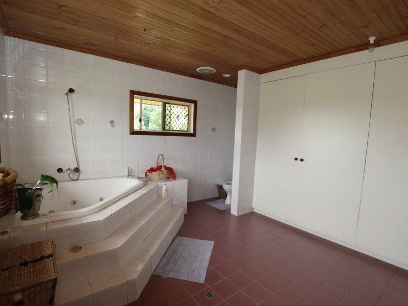 102 Hill Sixty Road, El Arish QLD 4855