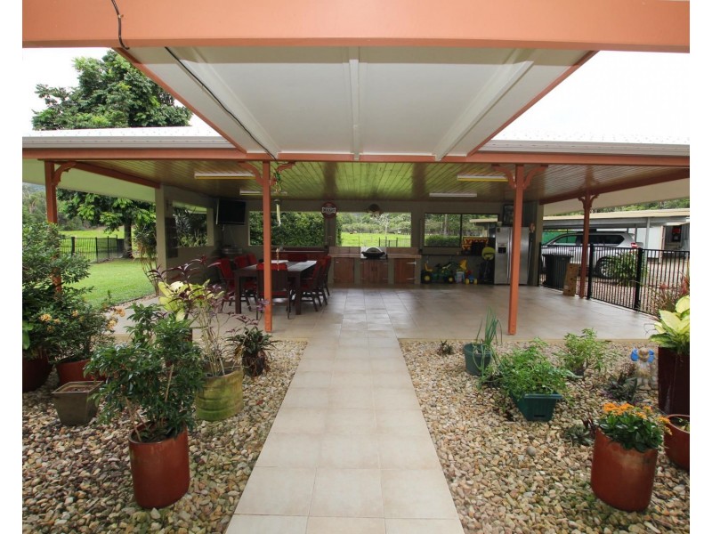 17 Lloyd Bell Road, Merryburn QLD 4854