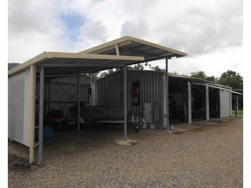 17 Lloyd Bell Road, Merryburn QLD 4854