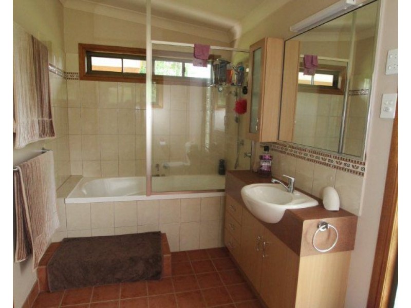 17 Lloyd Bell Road, Merryburn QLD 4854