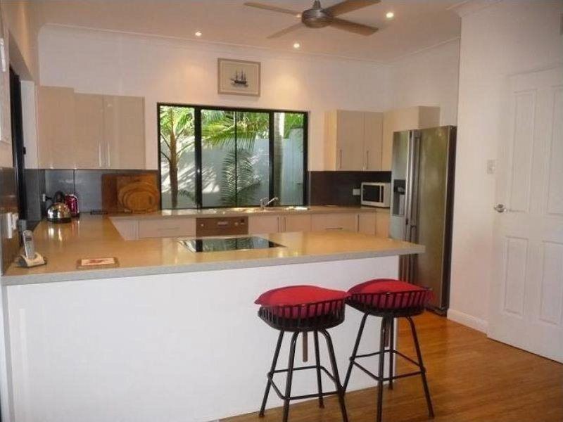 8 Conch Street, Mission Beach QLD 4852