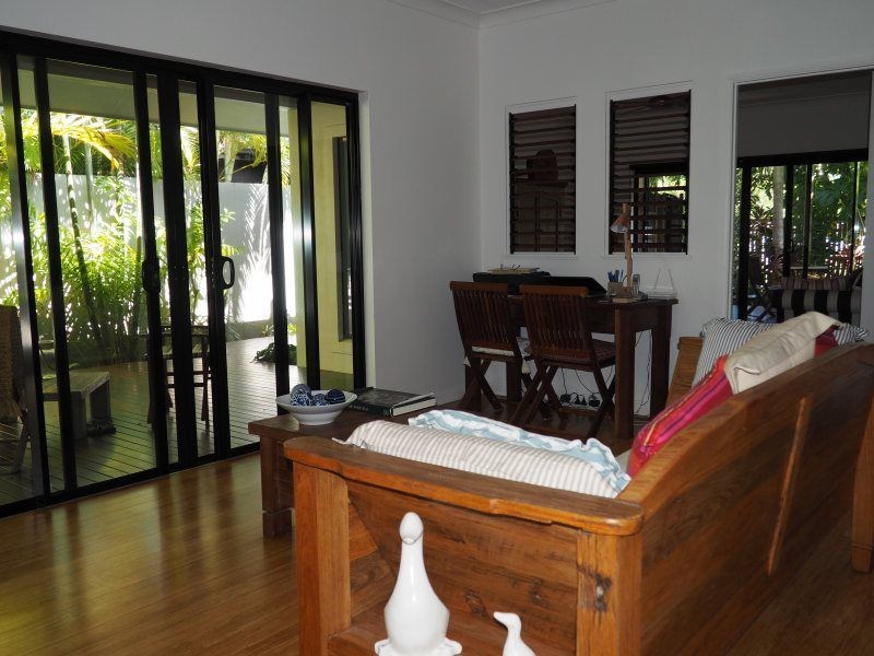 8 Conch Street, Mission Beach QLD 4852