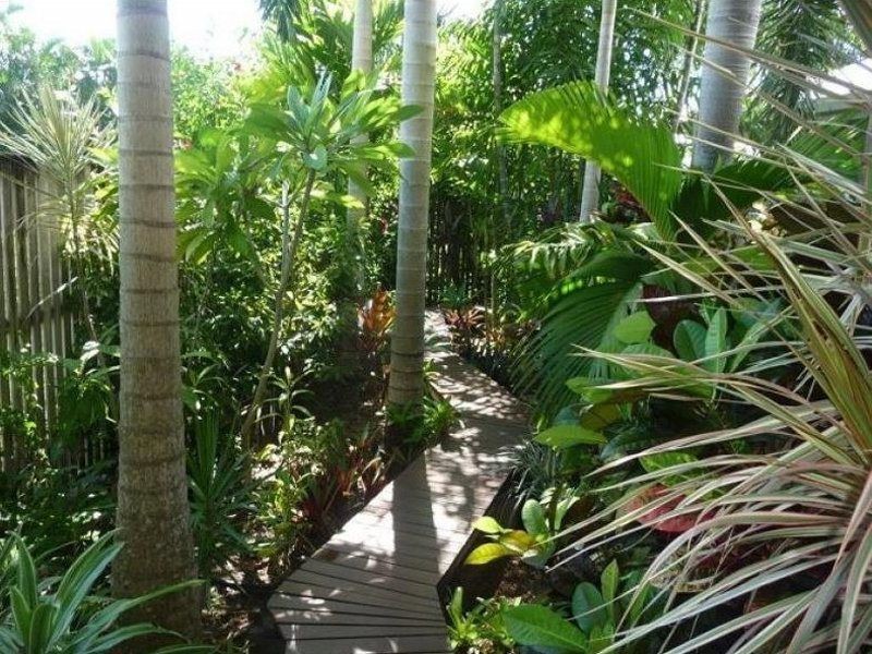 8 Conch Street, Mission Beach QLD 4852