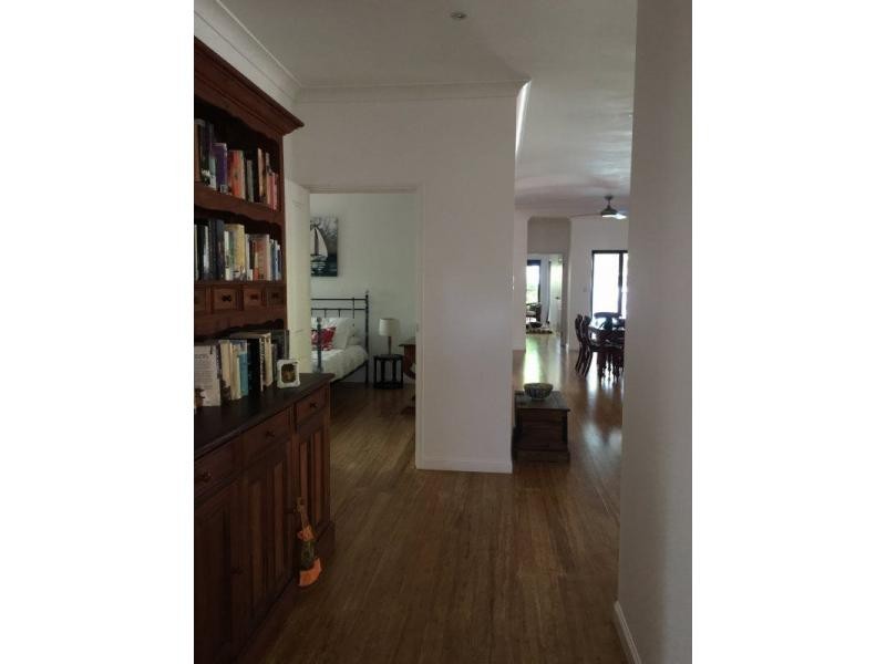 8 Conch Street, Mission Beach QLD 4852