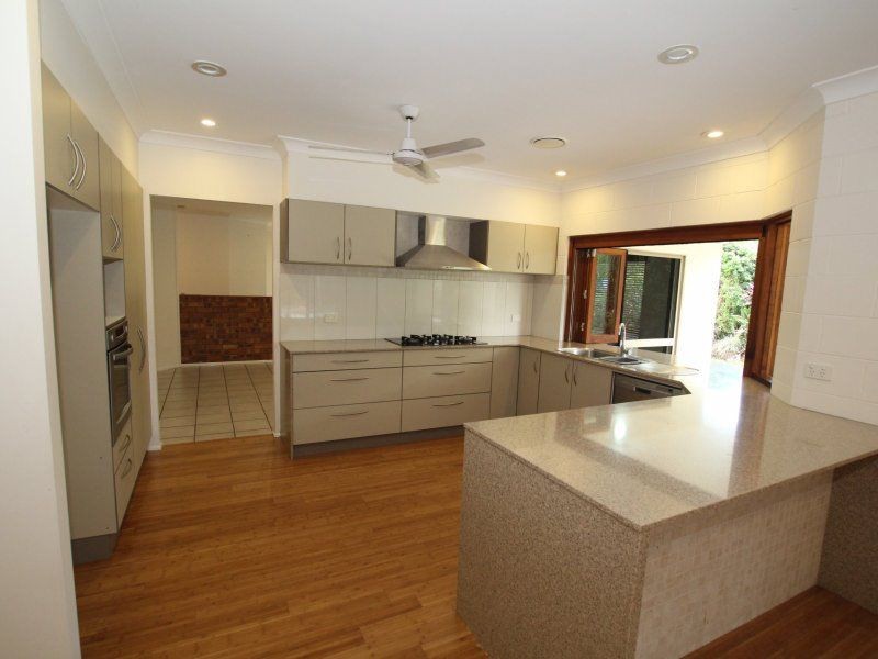 30 Buccaneer Street, South Mission Beach QLD 4852