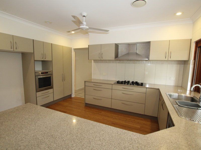 30 Buccaneer Street, South Mission Beach QLD 4852