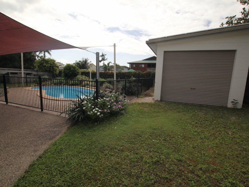 30 Buccaneer Street, South Mission Beach QLD 4852