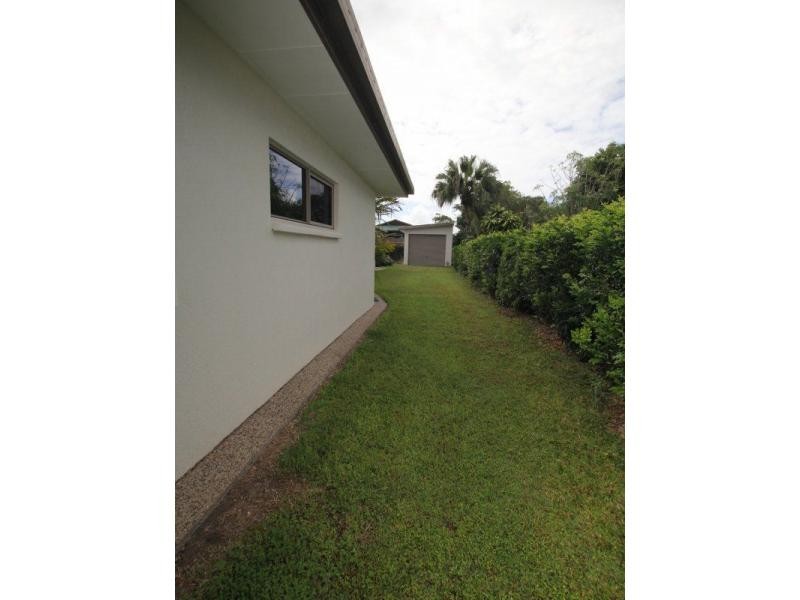 30 Buccaneer Street, South Mission Beach QLD 4852