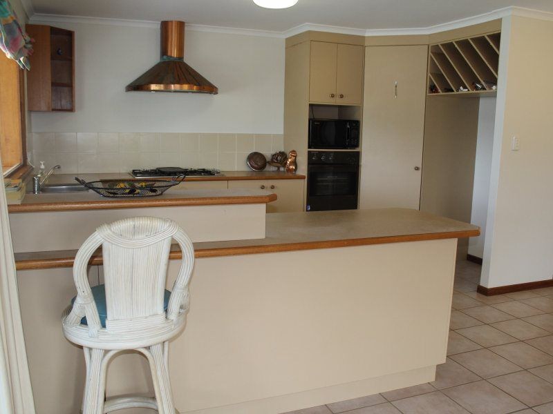 6 Kennedy Esplanade, South Mission Beach QLD 4852