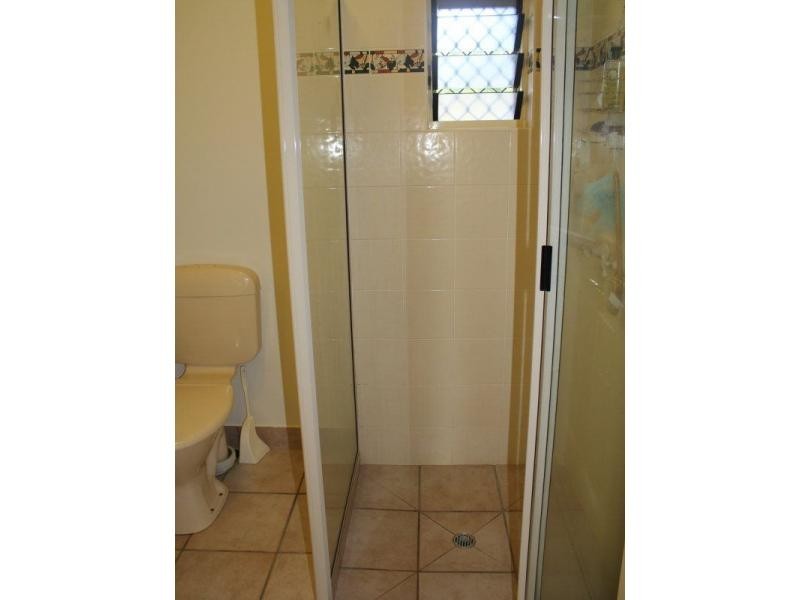 6 Kennedy Esplanade, South Mission Beach QLD 4852