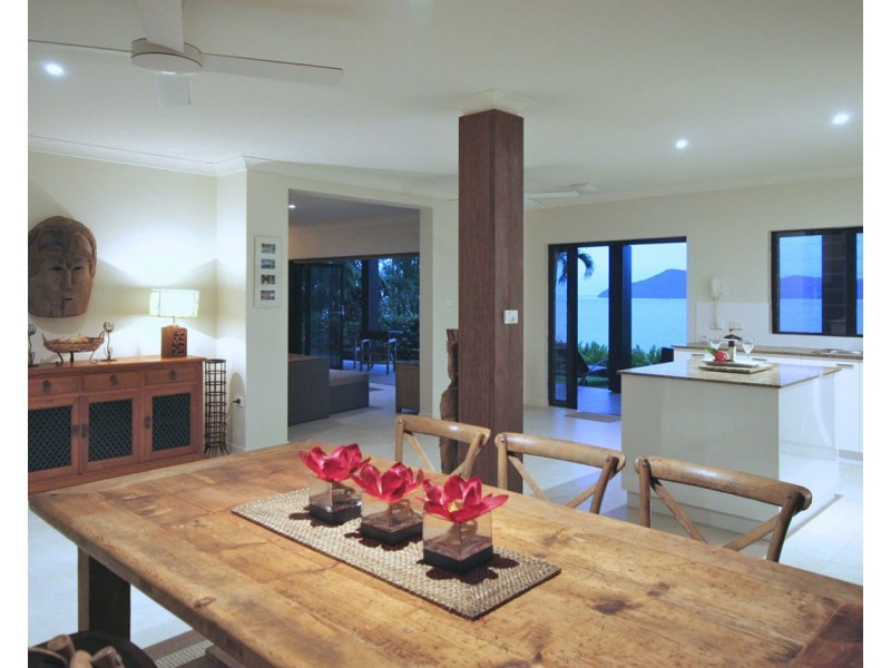 7 Mitchell Street, South Mission Beach QLD 4852