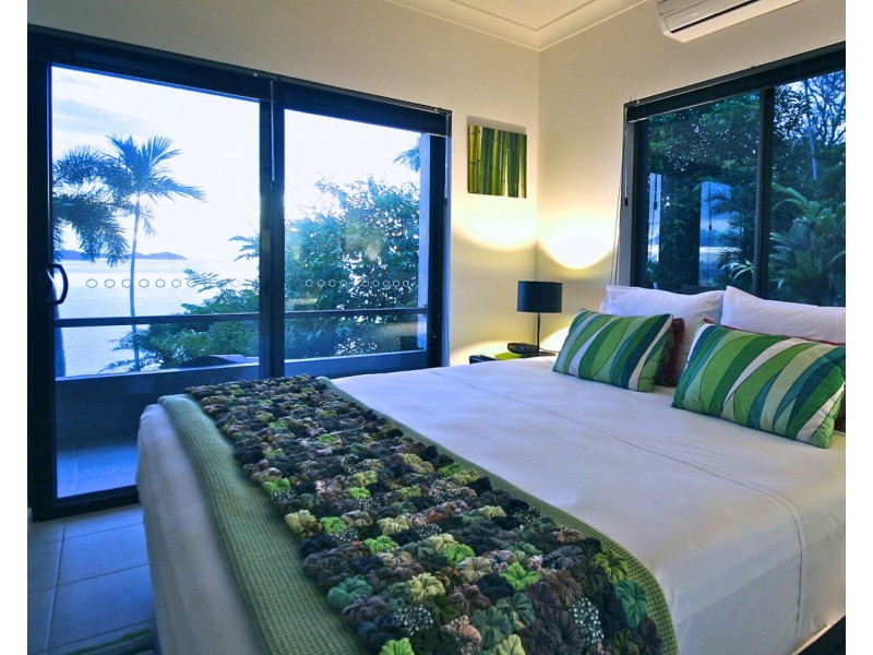 7 Mitchell Street, South Mission Beach QLD 4852