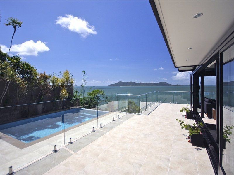 5 Mitchell Street, South Mission Beach QLD 4852