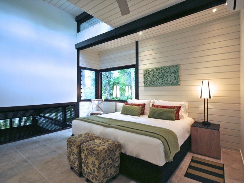 5 Mitchell Street, South Mission Beach QLD 4852