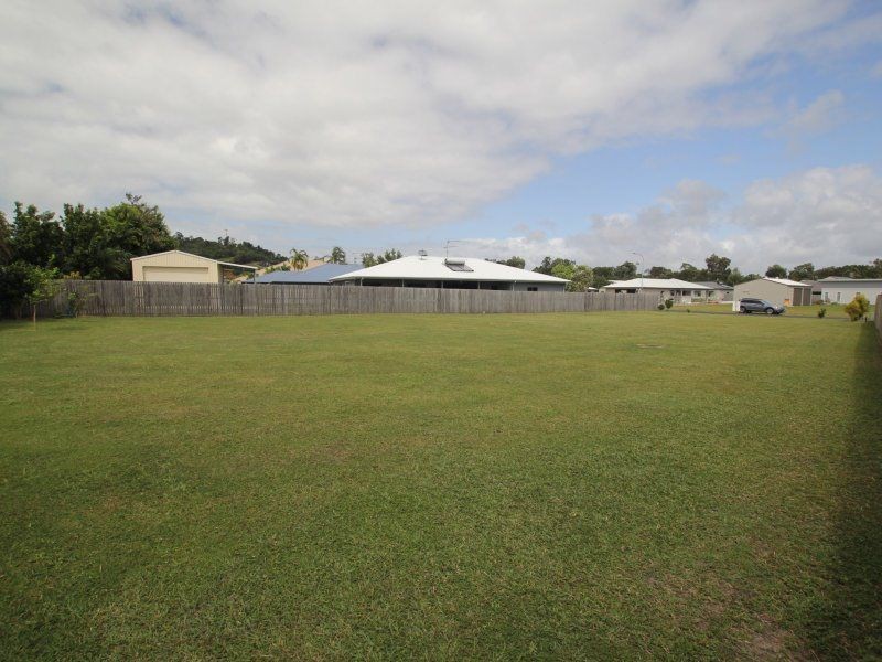 28 Mariner Drive, South Mission Beach QLD 4852