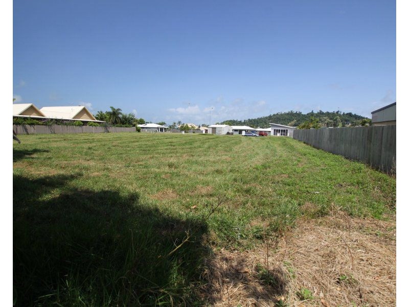 40 Mariner Drive, South Mission Beach QLD 4852