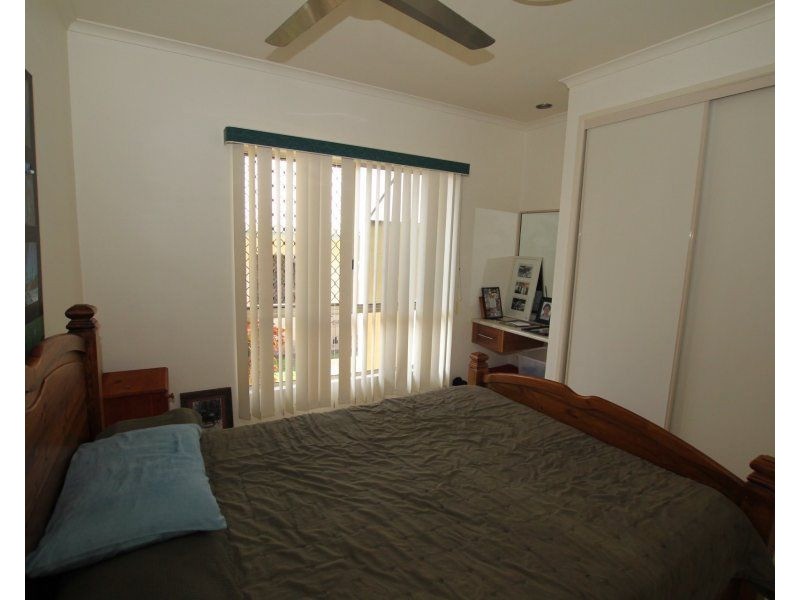 28 Pioneer Street, Bingil Bay QLD 4852