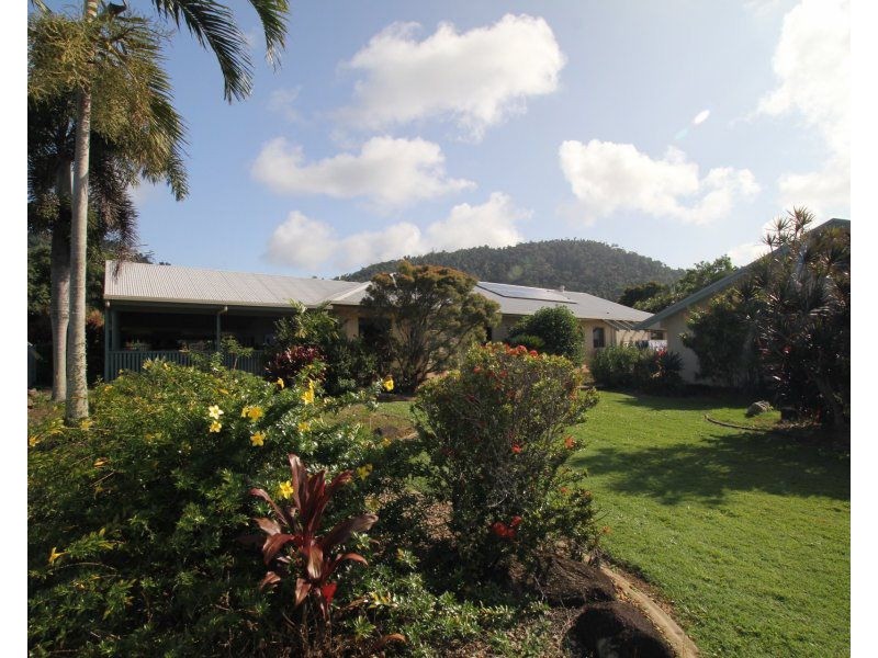 28 Pioneer Street, Bingil Bay QLD 4852