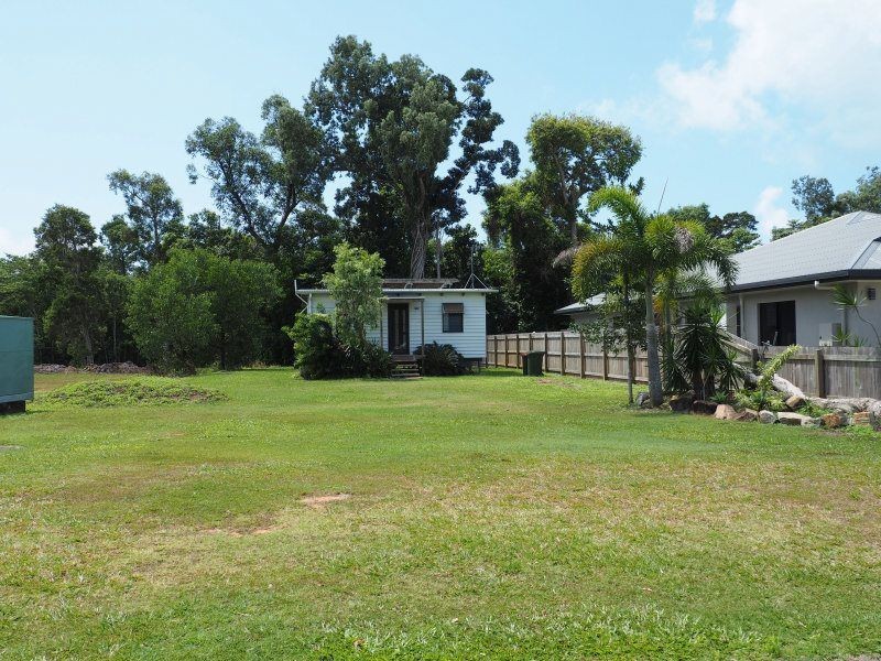 20 Midshipman Street, South Mission Beach QLD 4852