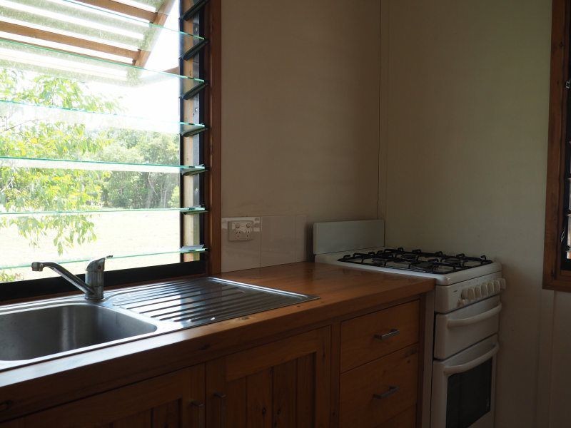 20 Midshipman Street, South Mission Beach QLD 4852