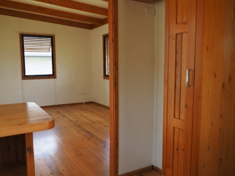 20 Midshipman Street, South Mission Beach QLD 4852
