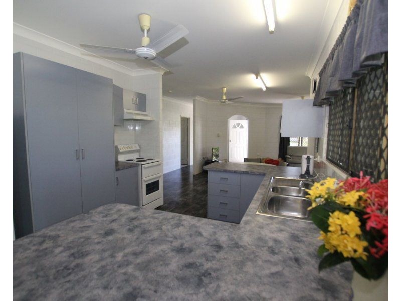 4 Jessie Lane, South Mission Beach QLD 4852