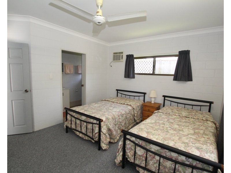 4 Jessie Lane, South Mission Beach QLD 4852