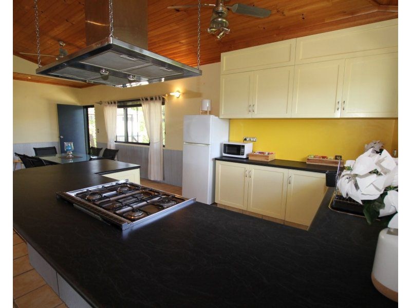 29 Holland Street, Wongaling Beach QLD 4852