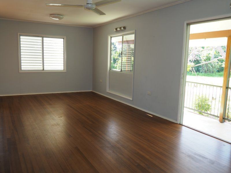 9 Butler Road, Bingil Bay QLD 4852