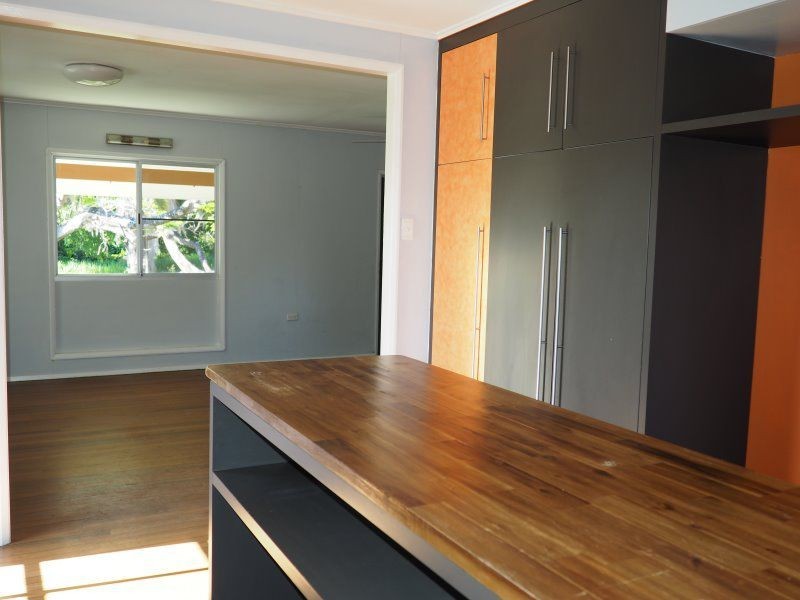 9 Butler Road, Bingil Bay QLD 4852