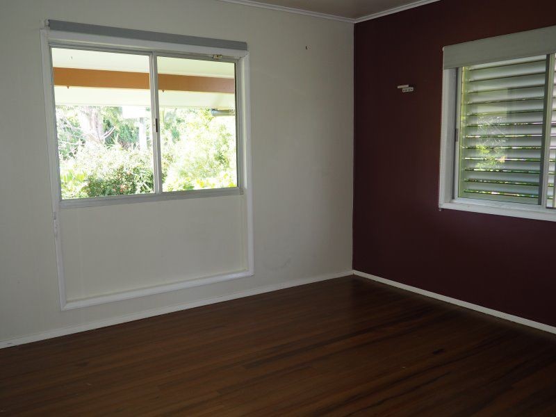 9 Butler Road, Bingil Bay QLD 4852