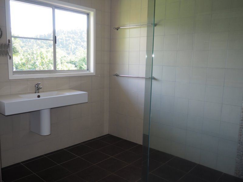 9 Butler Road, Bingil Bay QLD 4852