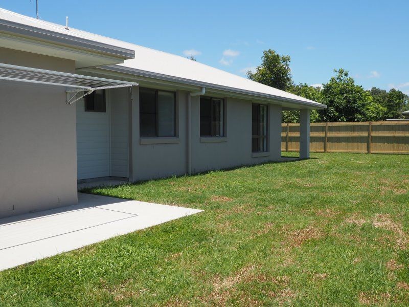 4 Reef Close, Mission Beach QLD 4852