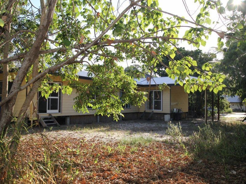 74 Holland Street, Wongaling Beach QLD 4852