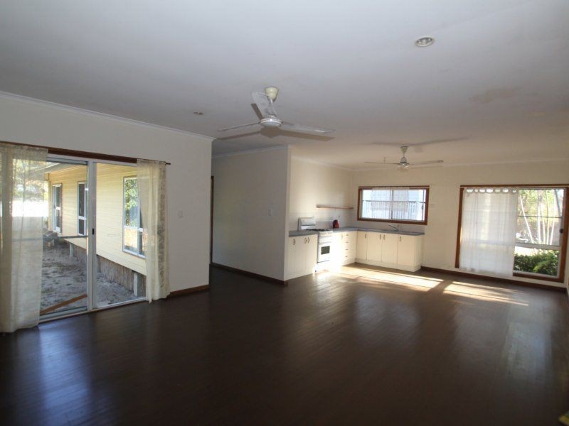 74 Holland Street, Wongaling Beach QLD 4852